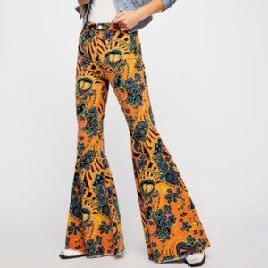 NWT Amazing rare Free People Mango Margarita corduroy flare jeans 26